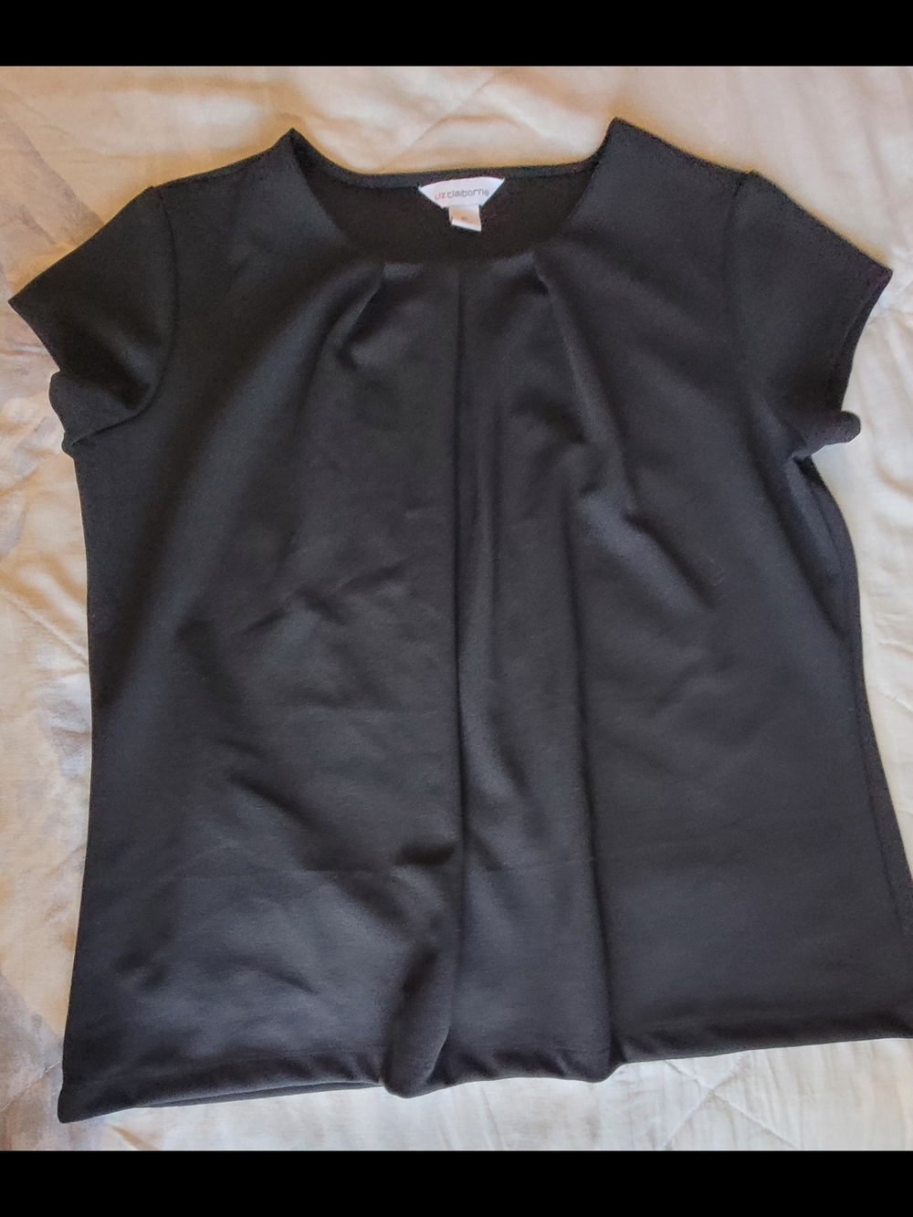 Liz Claiborne Black Short-Sleeve Blouse - Classic Work Top